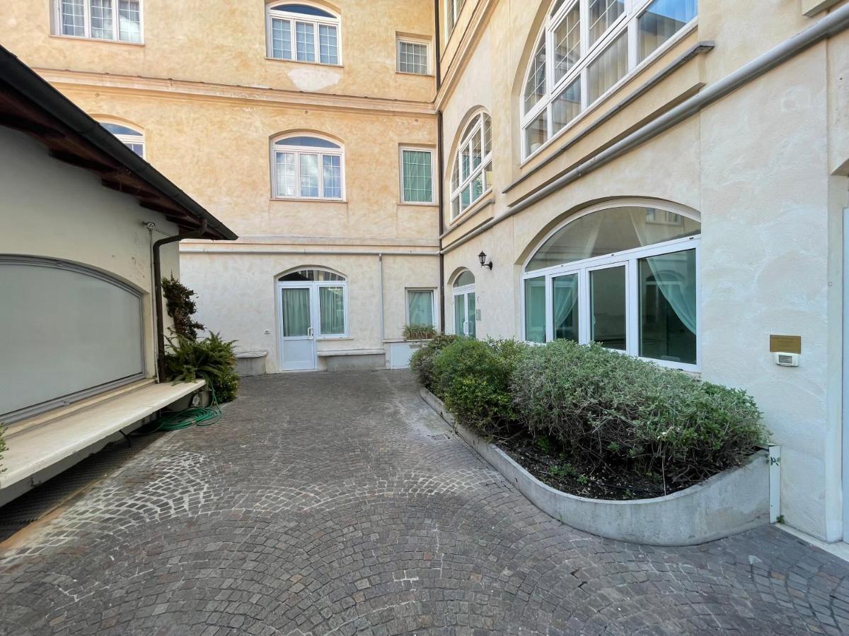 Apartment Gens Julia Rom